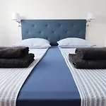 Toplage Neubau Luxus-apartment, Und Altstadt In Minuten Zu Fuss Lägenhet Marbella