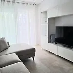 Toplage Neubau Luxus-apartment, Und Altstadt In Minuten Zu Fuss Lägenhet *
