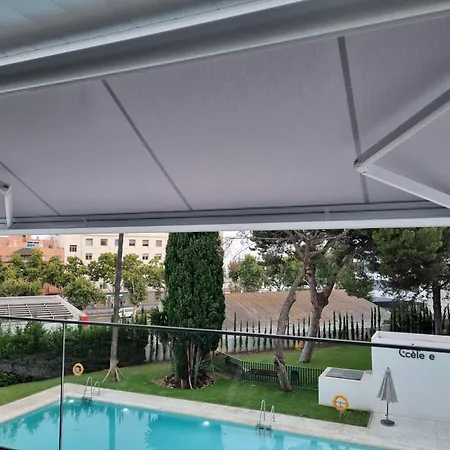 Toplage Neubau Luxus-apartment, Und Altstadt In Minuten Zu Fuss 公寓 *