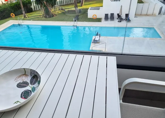 Toplage Neubau Luxus-apartment, Und Altstadt In Minuten Zu Fuss アパート マルベーリャ