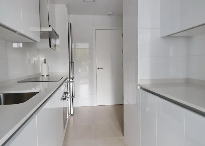 アパート Toplage Neubau Luxus-apartment, Und Altstadt In Minuten Zu Fuss マルベーリャ