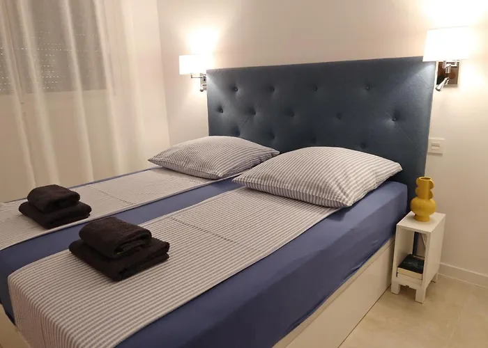 Toplage Neubau Luxus-apartment, Und Altstadt In Minuten Zu Fuss アパート