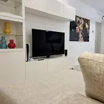 Toplage Neubau Luxus-apartment, Und Altstadt In Minuten Zu Fuss