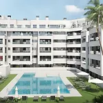 Toplage Neubau Luxus-apartment, Und Altstadt In Minuten Zu Fuss * Marbella
