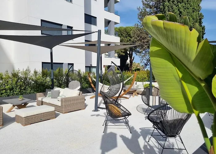 Toplage Neubau Luxus-apartment, Und Altstadt In Minuten Zu Fuss Marbella