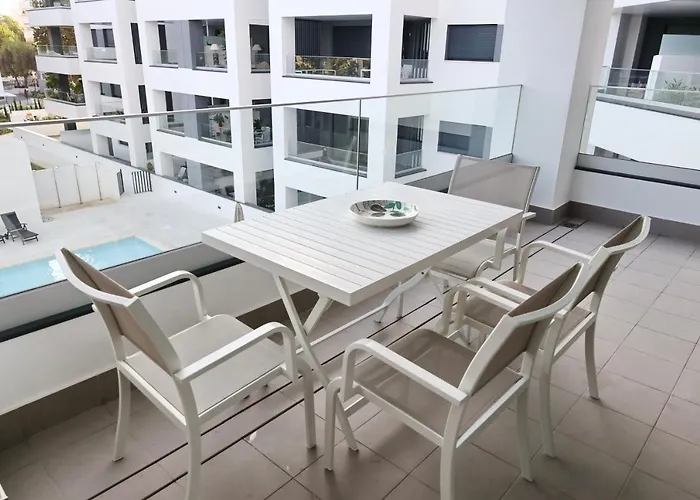 Toplage Neubau Luxus-apartment, Und Altstadt In Minuten Zu Fuss * Marbella