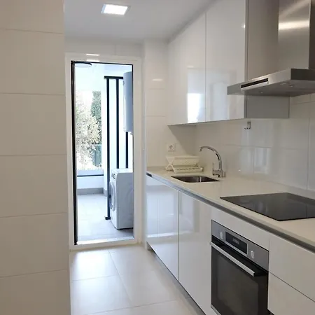 Toplage Neubau Luxus-apartment, Und Altstadt In Minuten Zu Fuss