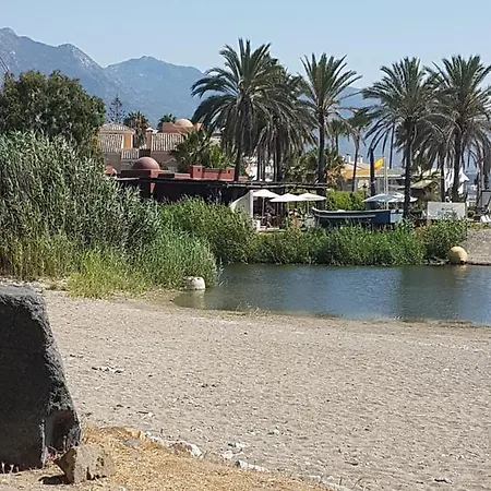 Toplage Neubau Luxus-apartment, Und Altstadt In Minuten Zu Fuss Apartment Marbella